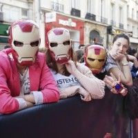 A l'avant-première d' #IronMan3, on se croyait à un RDV des anonymous :).