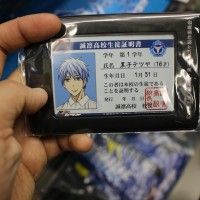 Reproduction de la carte d'étudiant Kuroko Basket. Restez trop longtemps dans ce type de magasin c'est la garantie de se ruiner!