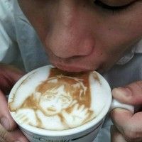 Latte art Eren Jaeger, l'Attaque des Titans