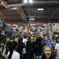 Ya déjà la foule le matin à @parismanga!! Je n'imagine pas cette aprèm. http://www.parismanga.fr/