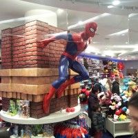 Au #DisneyStore c'est aussi l'univers #Marvel.