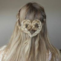 Coiffure saint valentin par londoncupcakes http://www.youtube.com/watch?v=K9sMifBDV5s