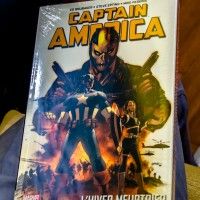 #panini a offert  durant la conférence #CaptainAmerica ce magnifique livre: Captain America - L'hiver Meutrier.