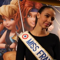 Merci @DisneyFR pour notre rencontre avec @MissFrance @floracoquerel. Je suis amoureux! j'ai vu une #fée en vrai!