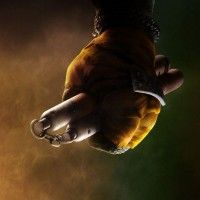 Affiche Ninja Turtles Michelangelo, la tortue ninja qui aime manger les pizzas au bandana orange avec son nunchaku. Voir la bande-annonce fr... [lire la suite]