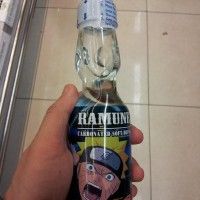 Là c'est le goût standard du #Ramune. Il existe d'autre goût: fraise, melon ananas... #Naruto