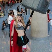 Il parait que #Marvel a décidé que #Thor serait maintenant une femme dans les futurs BD. On se demande si c'est vraiment sérieux.