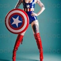 Voici une tenue pour ceux qui aime le latex et #CaptainAmerica cosplay