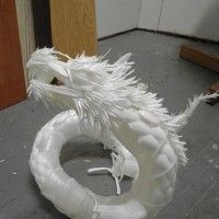 Ce dragon reste à couvert