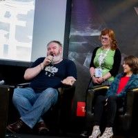 2 acteurs de game of thrones à Paris Manga: Hodor et Asha Greyjoy