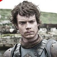 Alfie Allen qui joue le rôle de Theon Greyjoy, le traitre dans Game Of Thrones invité à #ParisManga.