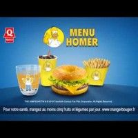 Dans le menu Homer Simpsons de Quick, le burger est en dorme de Donuts