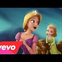 Raiponce chante  Risk It All  dans La princesse Sofia un anime de #DisneyJunior