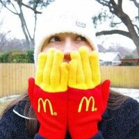 Il fait froid mais on a toujours la frite! #Mcdo