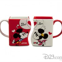 Fan de mickey et en couple voici les tasses qu'il vous faut! #MickeyMouse #Disney