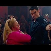 #PitchPerfect2 / Extrait 1 ''Le match d'impro: Hip-Hop des années 90'' [Au cinéma le 22 juillet]