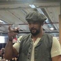 Polémique: #JasonMomoa se serait comporté comme un connard à Paris Manga. Souvent un verre à la main l'acteur avait un peu fait sa diva ... [lire la suite]