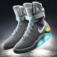 Nike annonce les chaussures de #RetourVersLeFutur l'année prochaine.