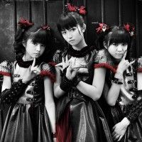 Le groupe #Babymetal aurait droit à son anime comme les AKB. C'est déprimant ce genre de news...