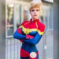 #Cosplay de #CaptainMarvel par maidofmight