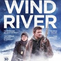 Affiche #WindRiver avec #JeremyRenner et #ElizabethOlsen le 30 août au #Cinéma