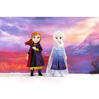 poupées peluches La Reine Des Neiges 2 princesses disney anna et elsa