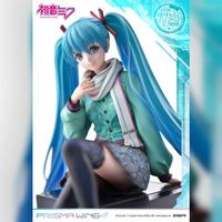 Vocaloid Hatsune Miku figurine