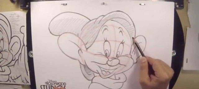 Comment dessiner Simplet de Blanche-Neige Et Les Sept Nains ?